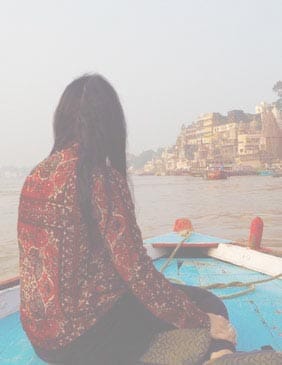 Viajera Varanasi: Viajes de Aventura, Viajes Alternativos, Turismo Responsable, Mochilero, Viajar en Grupo, Viajar Sola, 3000KM